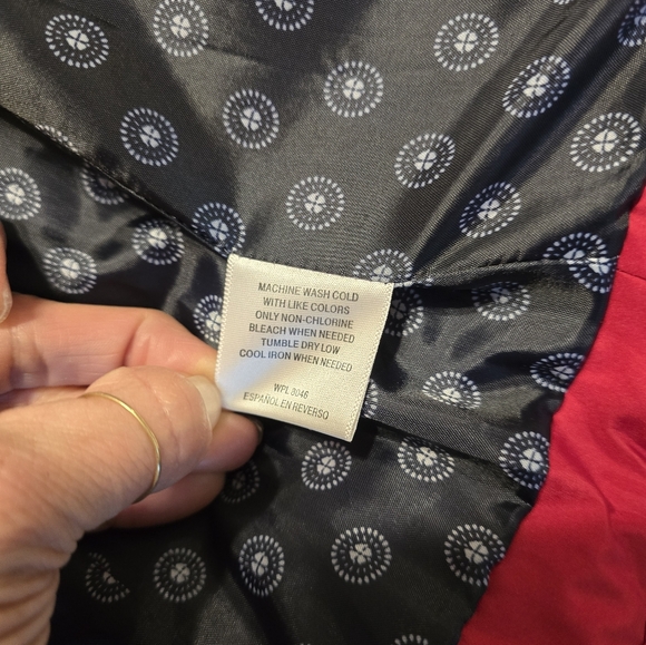 Like new Charter Club petite quilted coat. - Picture 10 of 12